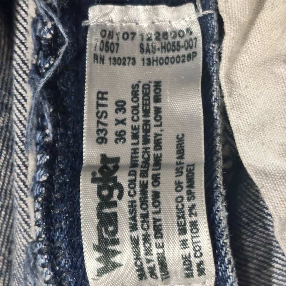 Wrangler Men's Classic Blue bootcut Jeans size 36 - Picture 7 of 8